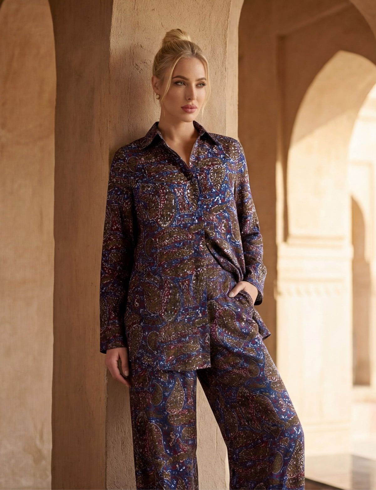 Eliana 'Paisley Sketch' LS Tunic Shirt