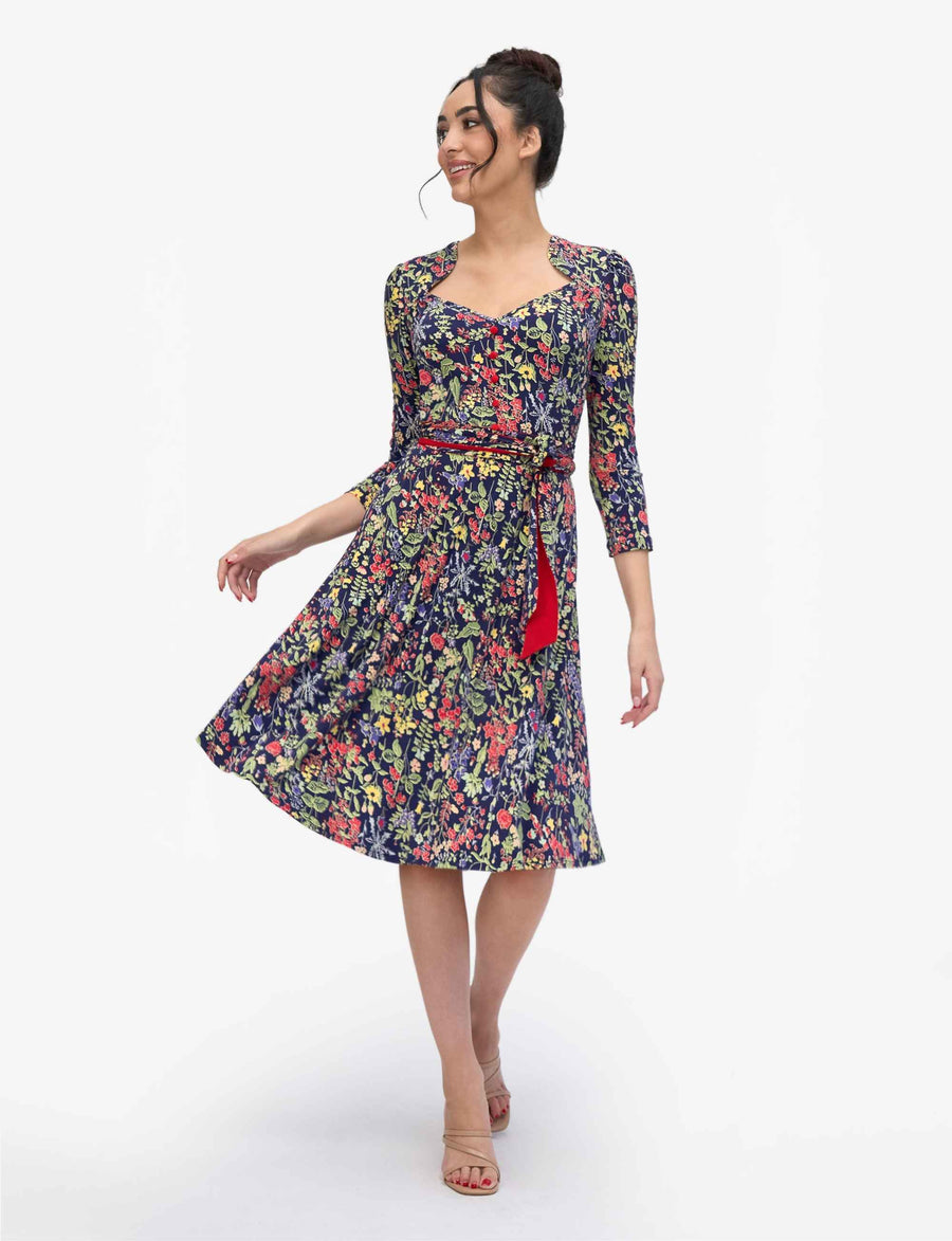 Quinn 'Lakeview Cottage' Sweetheart Neckline NEW ARRIVAL