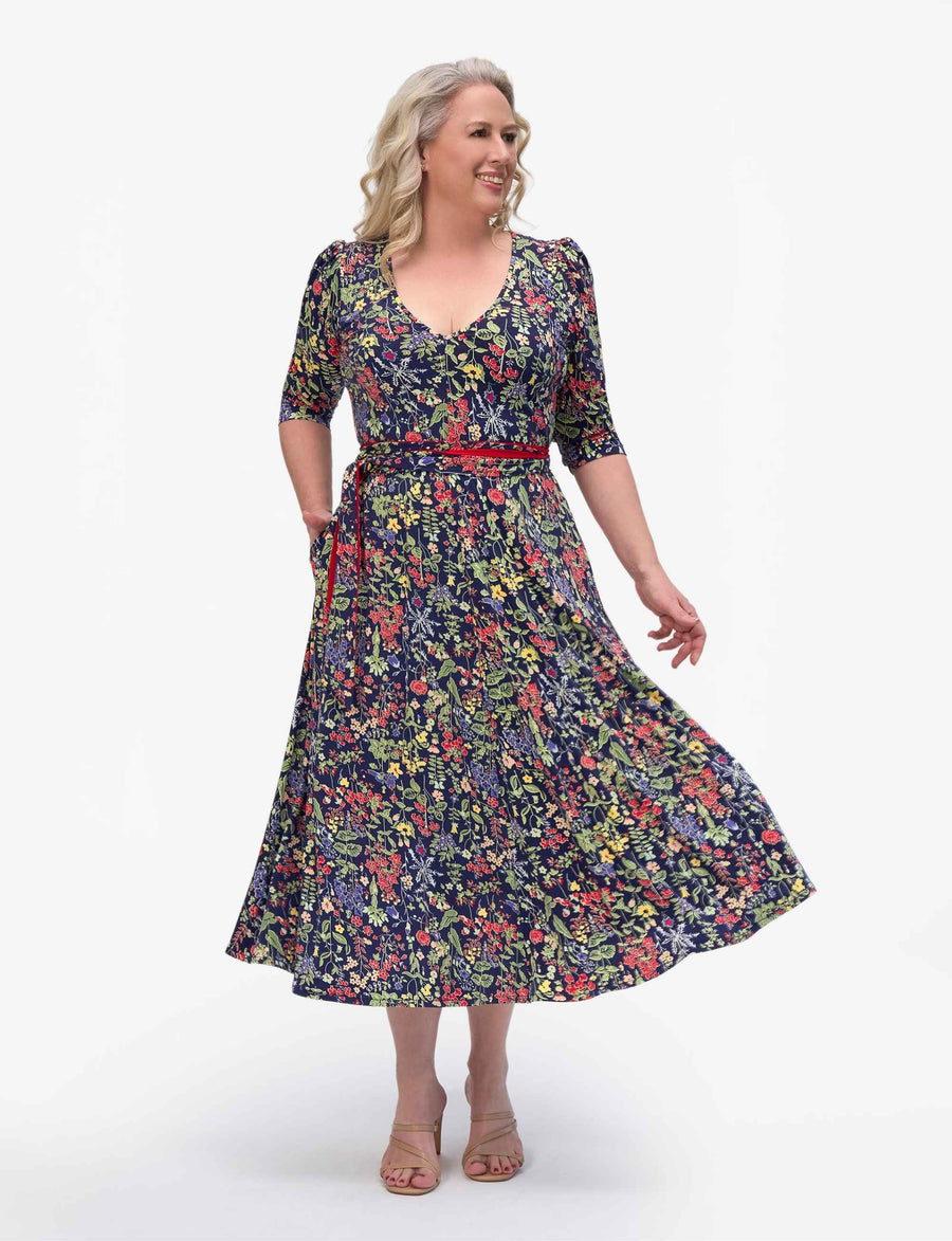 Jolie 'Lakeview Cottage' Maxi-Line Dress NEW ARRIVAL