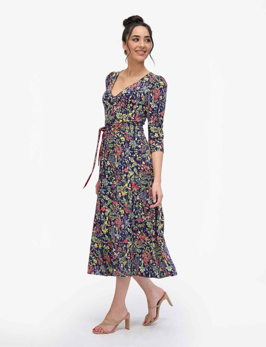 Jolie 'Lakeview Cottage' Maxi-Line Dress NEW ARRIVAL