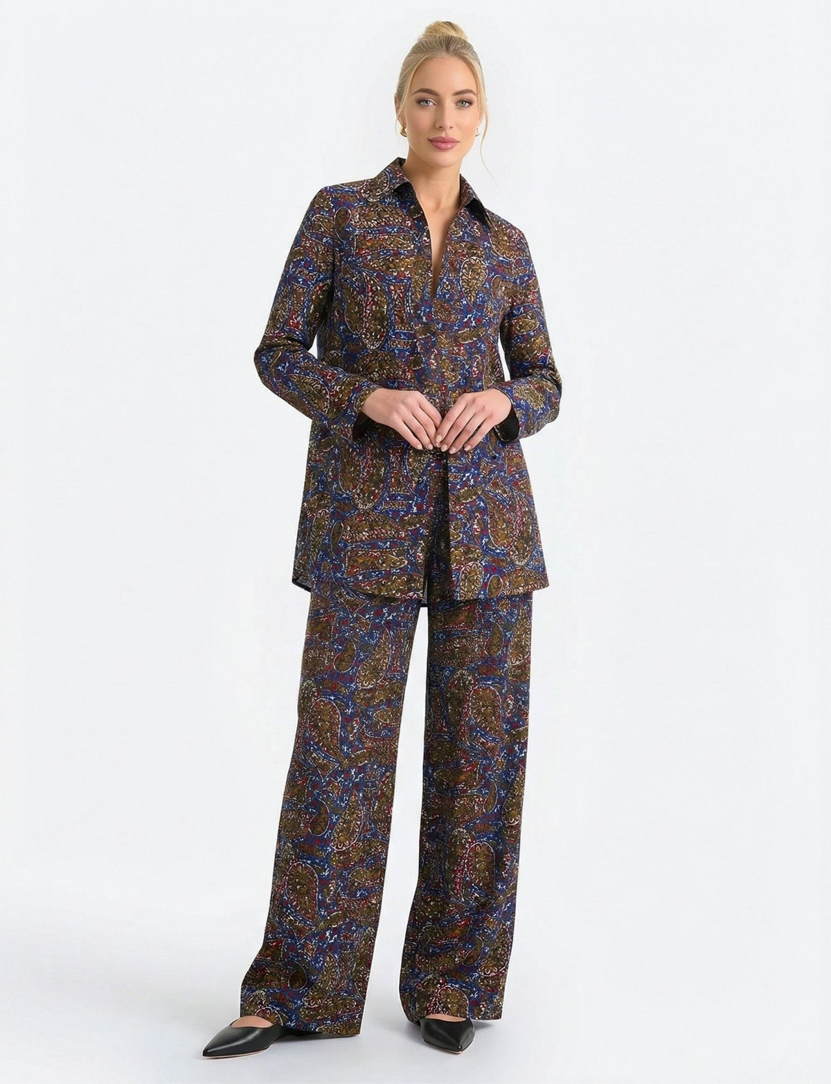 Eliana 'Paisley Sketch' LS Tunic Shirt
