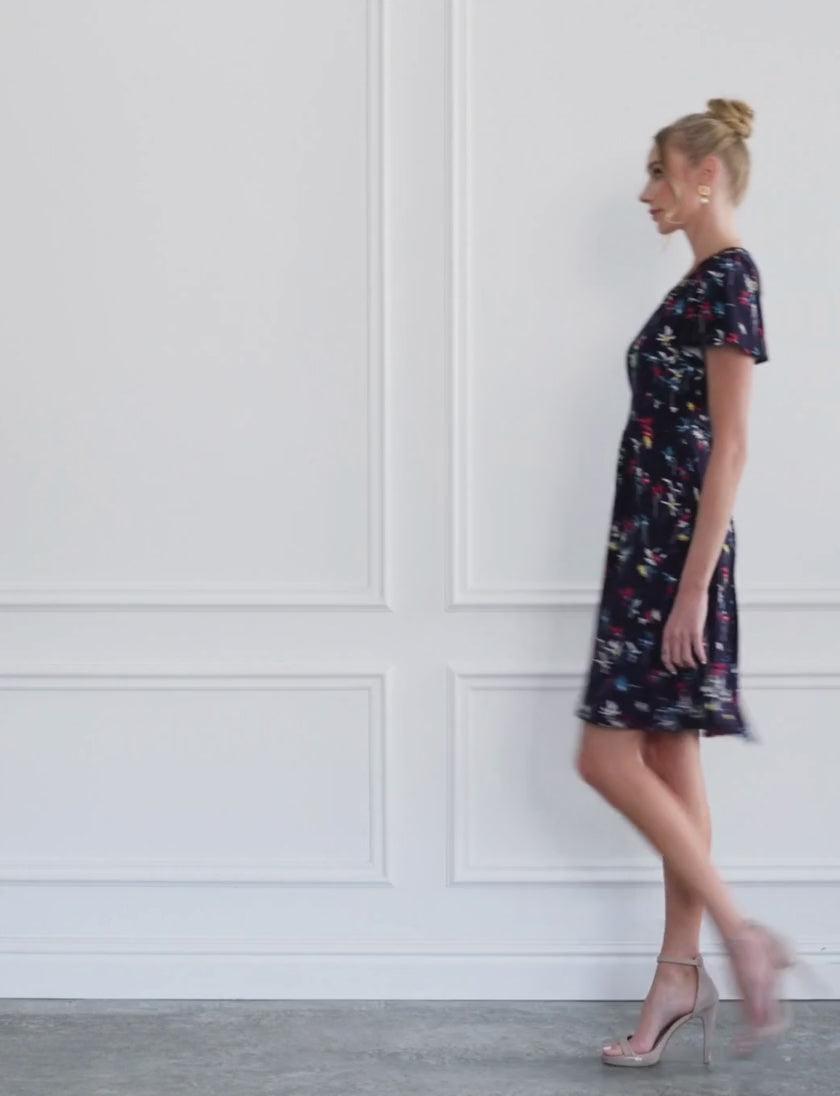 Juana 'Dashing Daisies' Butterfly Sleeve Dress